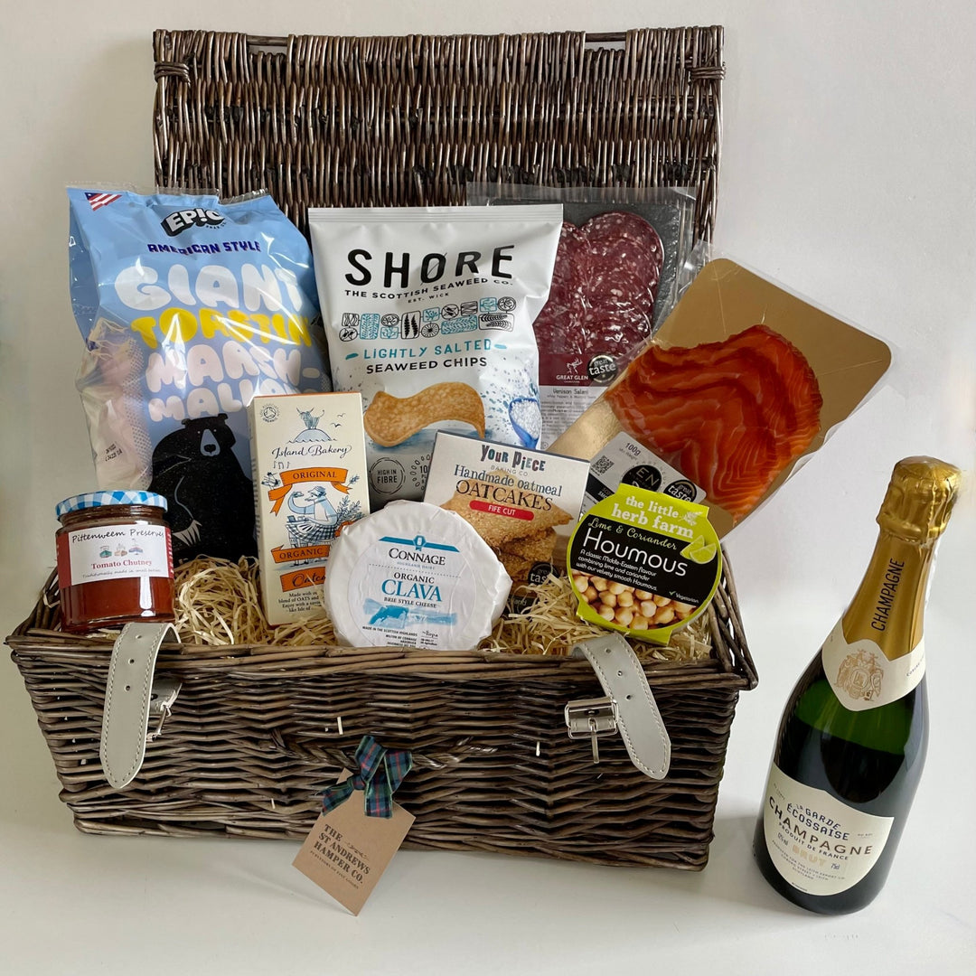 St Andrews Hamper Company champagne picnic hamper packed with 10 scrumptious treats sourced from carefully selected, award-winning Scottish artisan producers.